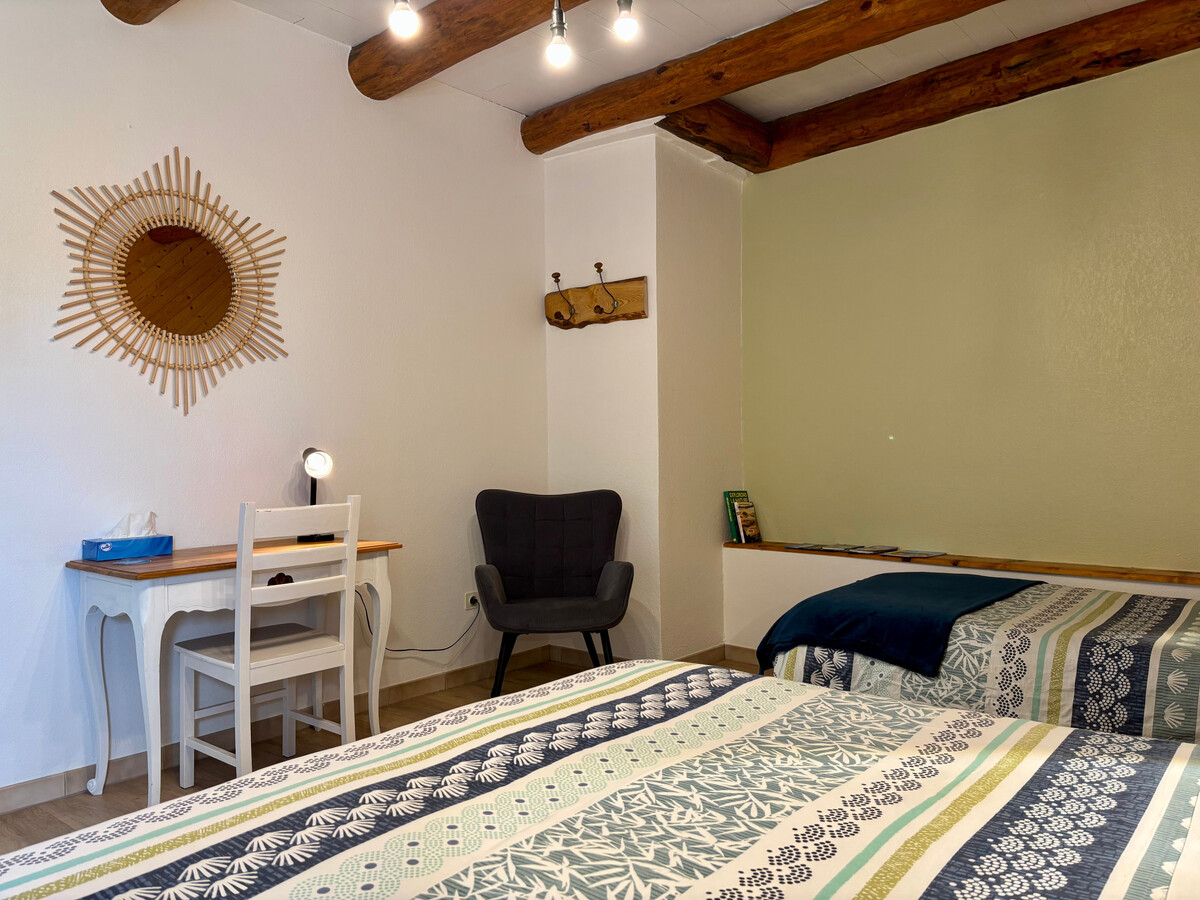La Maison d'Amélina : gîte 6 pers. à Séneujols, tout inclus - Photo 15