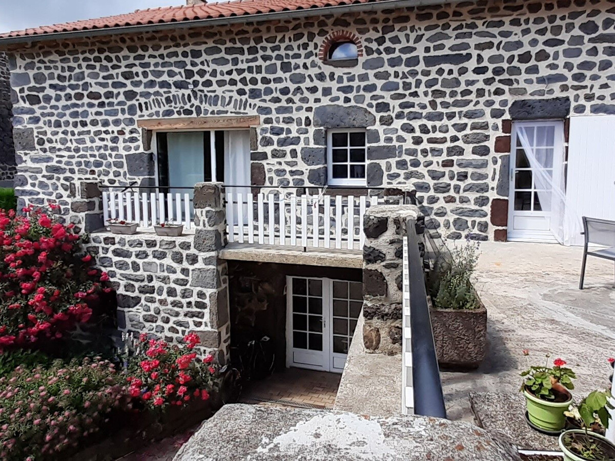 La Maison d'Amélina : gîte 6 pers. à Séneujols, tout inclus - Photo 23