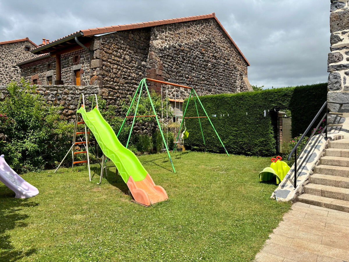 La Maison d'Amélina : gîte 6 pers. à Séneujols, tout inclus - Photo 25