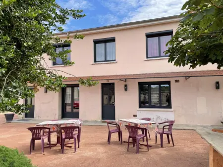 Gîte 8 personnes rénové, vue château à Pierrefitte-sur-Loire : photo 18