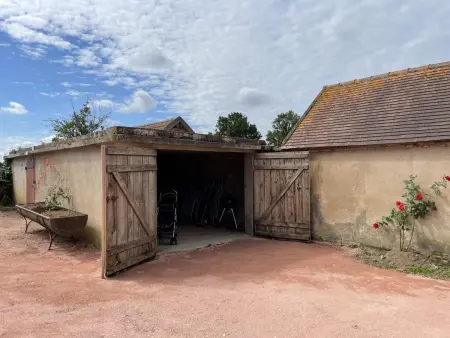 Gîte 8 personnes rénové, vue château à Pierrefitte-sur-Loire : photo 19