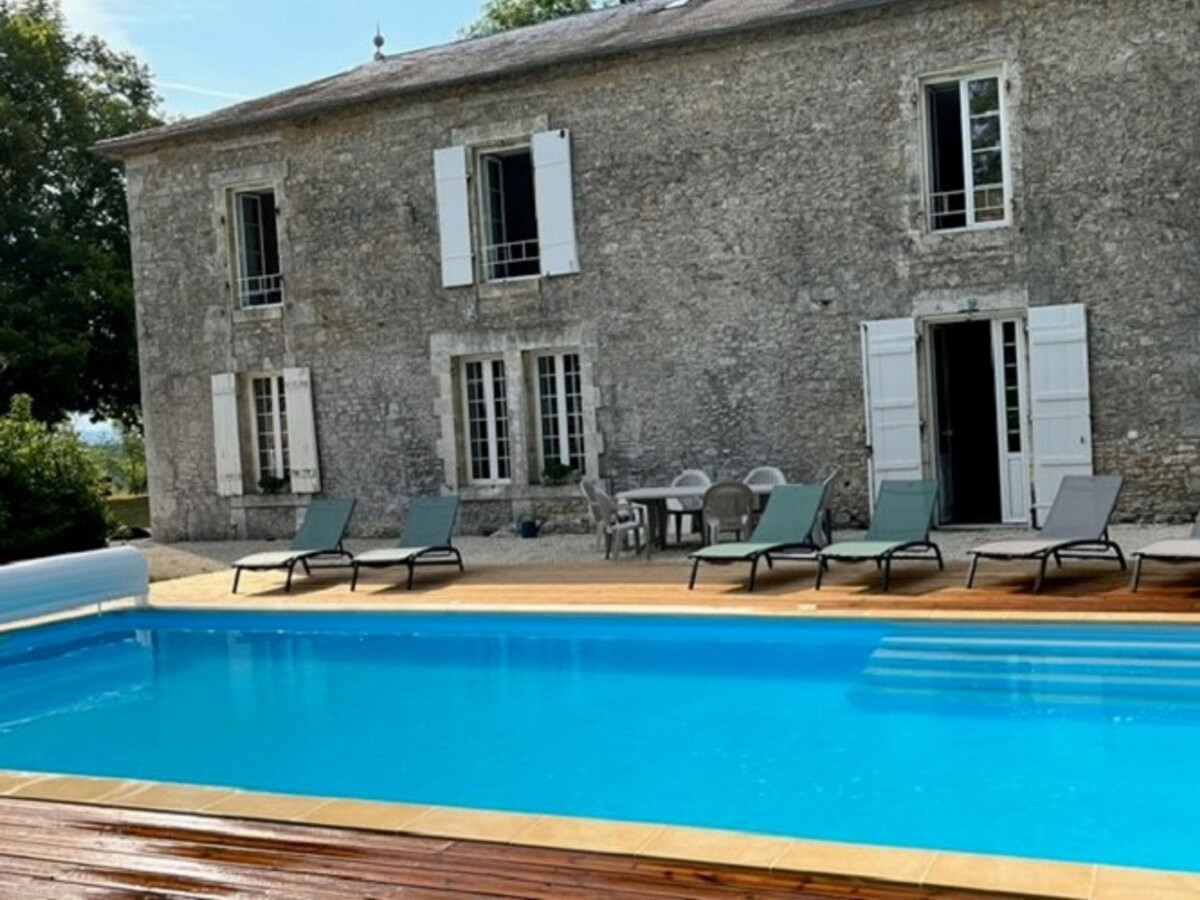 Gîte 8 pers. avec piscine privée sur 20 ha à Savignac-les-Églises - Photo 6