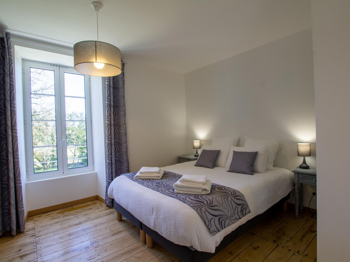 Gîte 8 pers. avec piscine privée sur 20 ha à Savignac-les-Églises - Photo 13