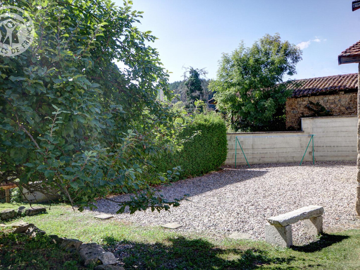 Gîte Les Lilas à Champoly, 90 m² au pied des bois - Photo 16
