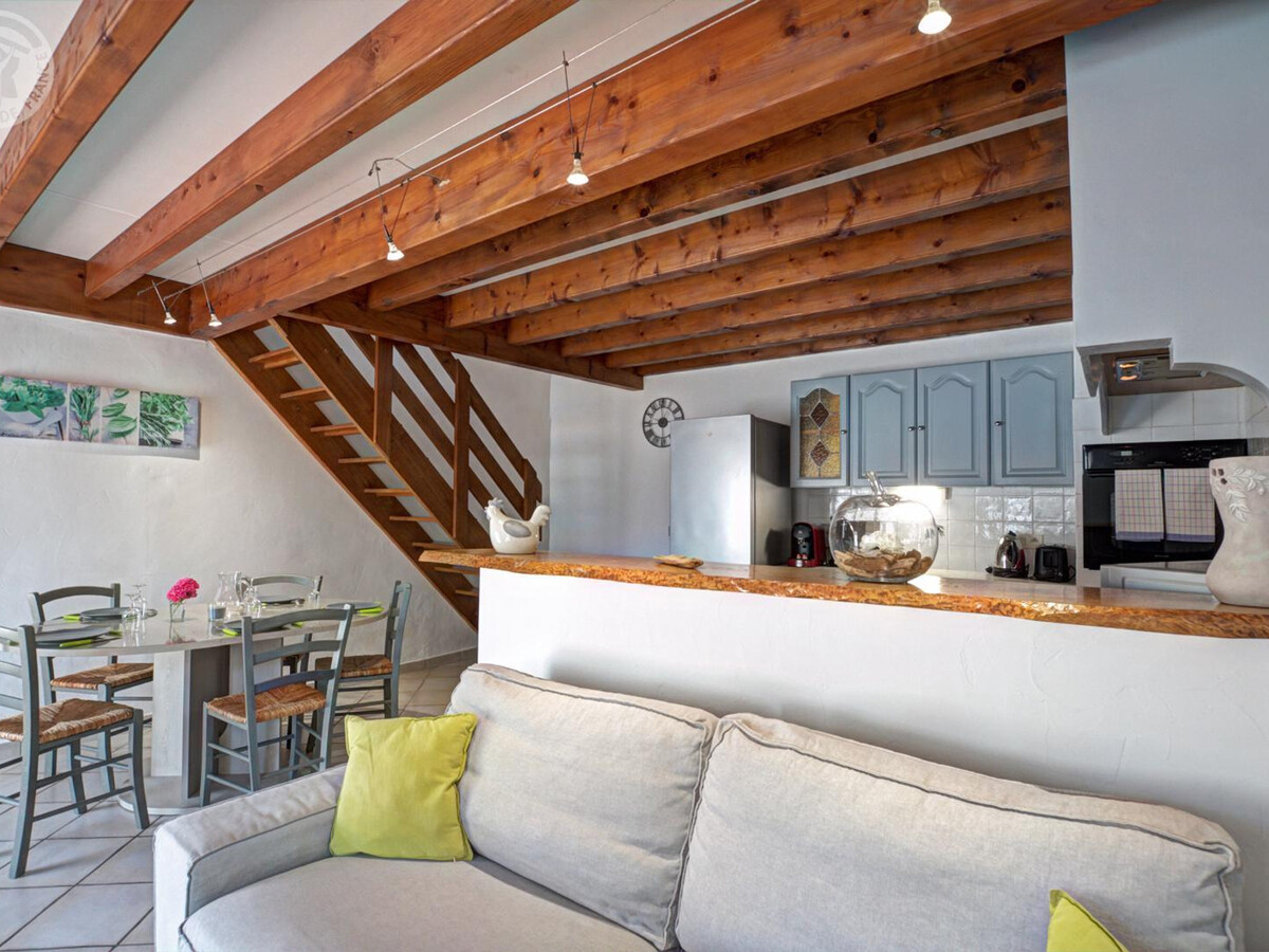 Le Vernat : gîte en pierre, piscine privée 5x3m - Photo 8