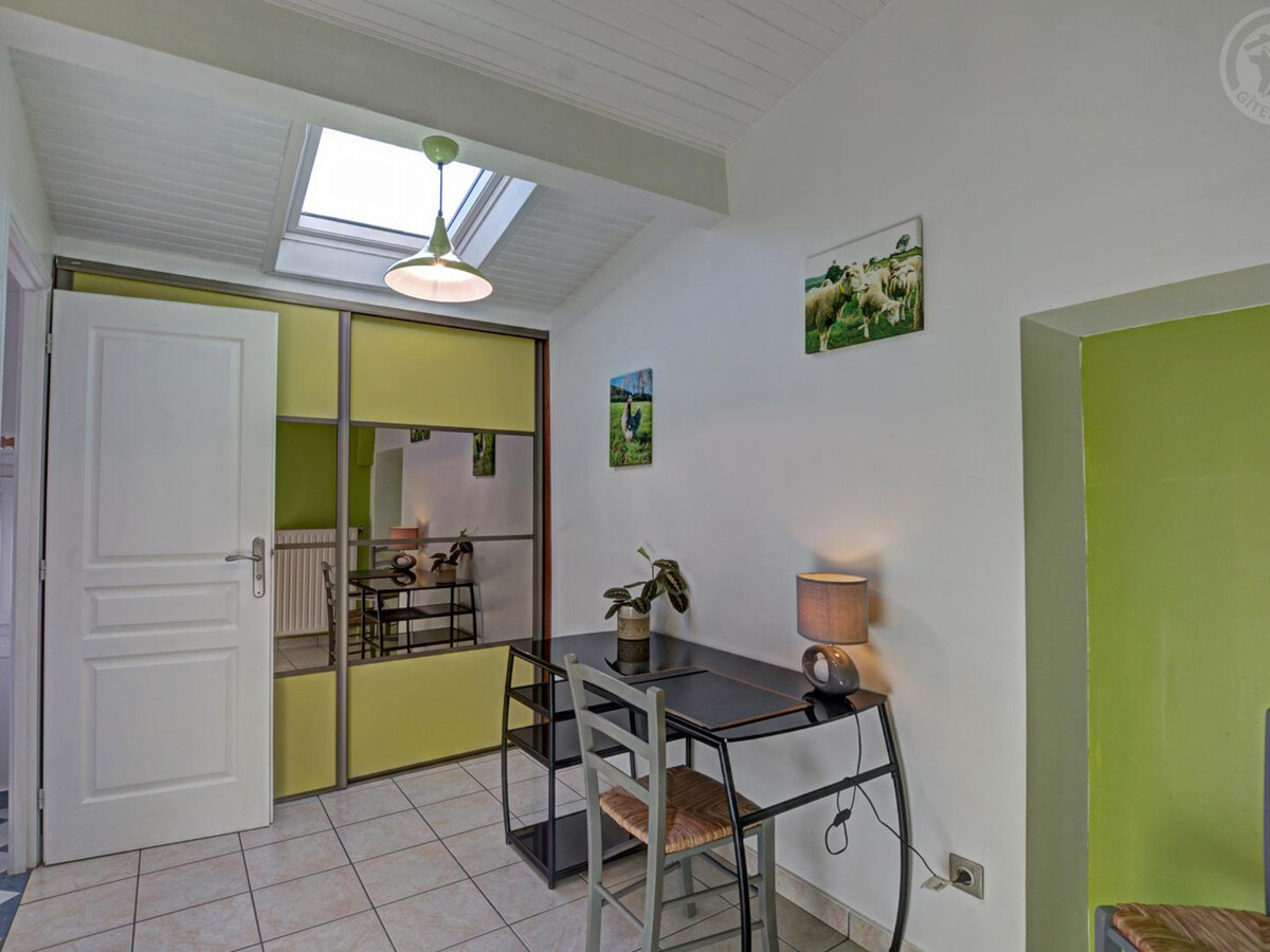 Le Vernat : gîte en pierre, piscine privée 5x3m - Photo 9
