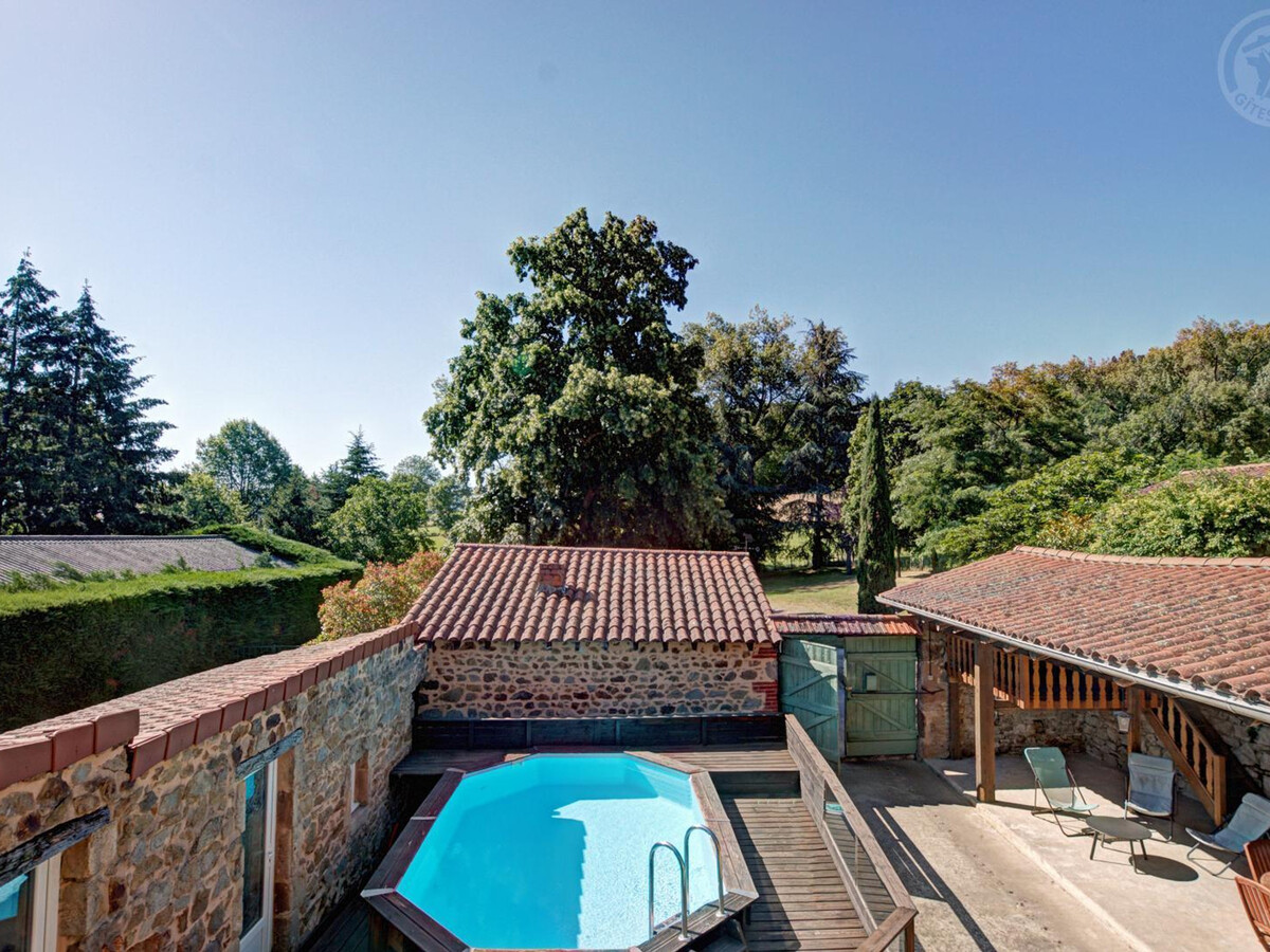 Le Vernat : gîte en pierre, piscine privée 5x3m - Photo 15