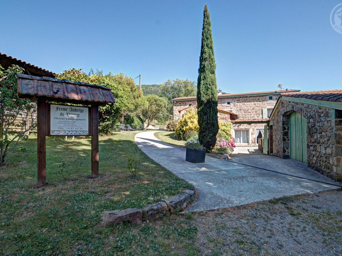 Le Vernat : gîte en pierre, piscine privée 5x3m - Photo 24
