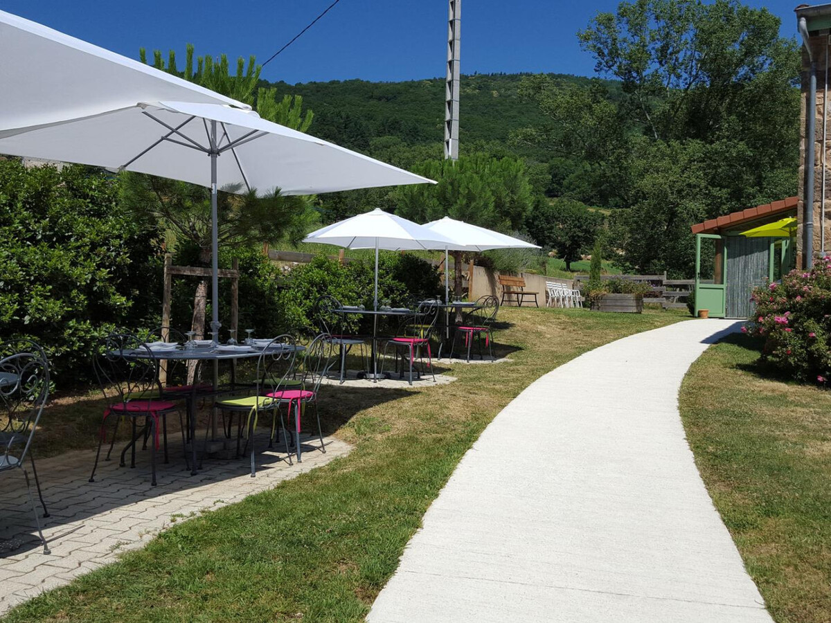 Le Vernat : gîte en pierre, piscine privée 5x3m - Photo 26