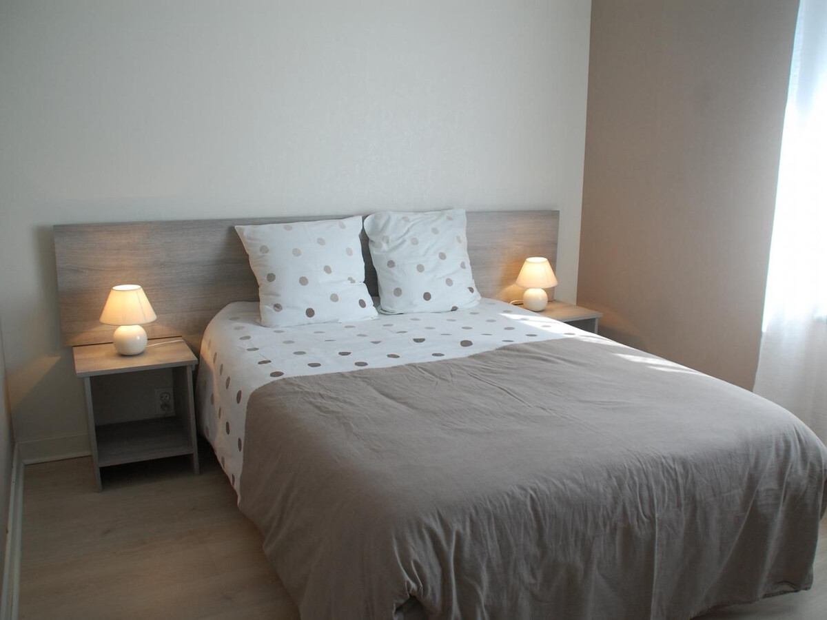 Gîte 15 pers. avec salle de jeux, tennis et cheminée - Photo 9