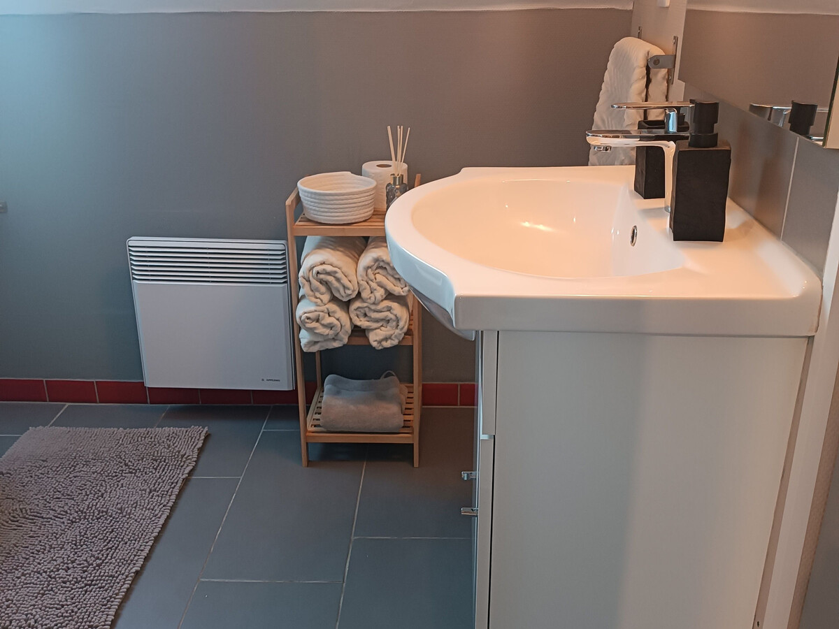 Gîte 15 pers. avec salle de jeux, tennis et cheminée - Photo 16