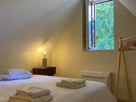 Gîte élégant avec jardin privé, vue sur château - Photo 7