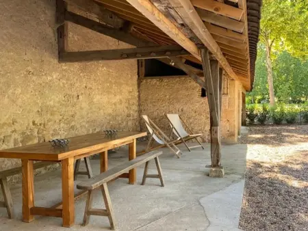 Gîte élégant avec jardin privé, vue sur château - Photo 10
