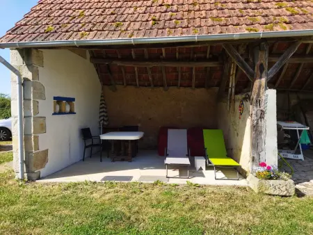 Gîte de campagne au verger à Le Chatelet : photo 10