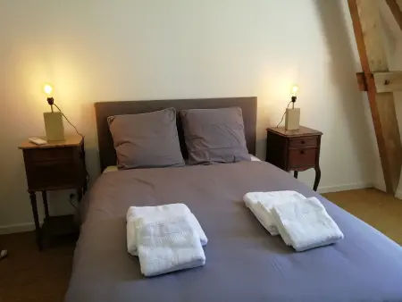 Gîte 8 pers. dans les communs du château d'Ainay-le-Vieil : photo 15