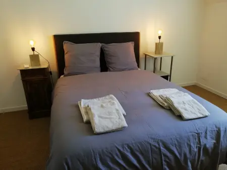 Gîte 8 pers. dans les communs du château d'Ainay-le-Vieil : photo 16