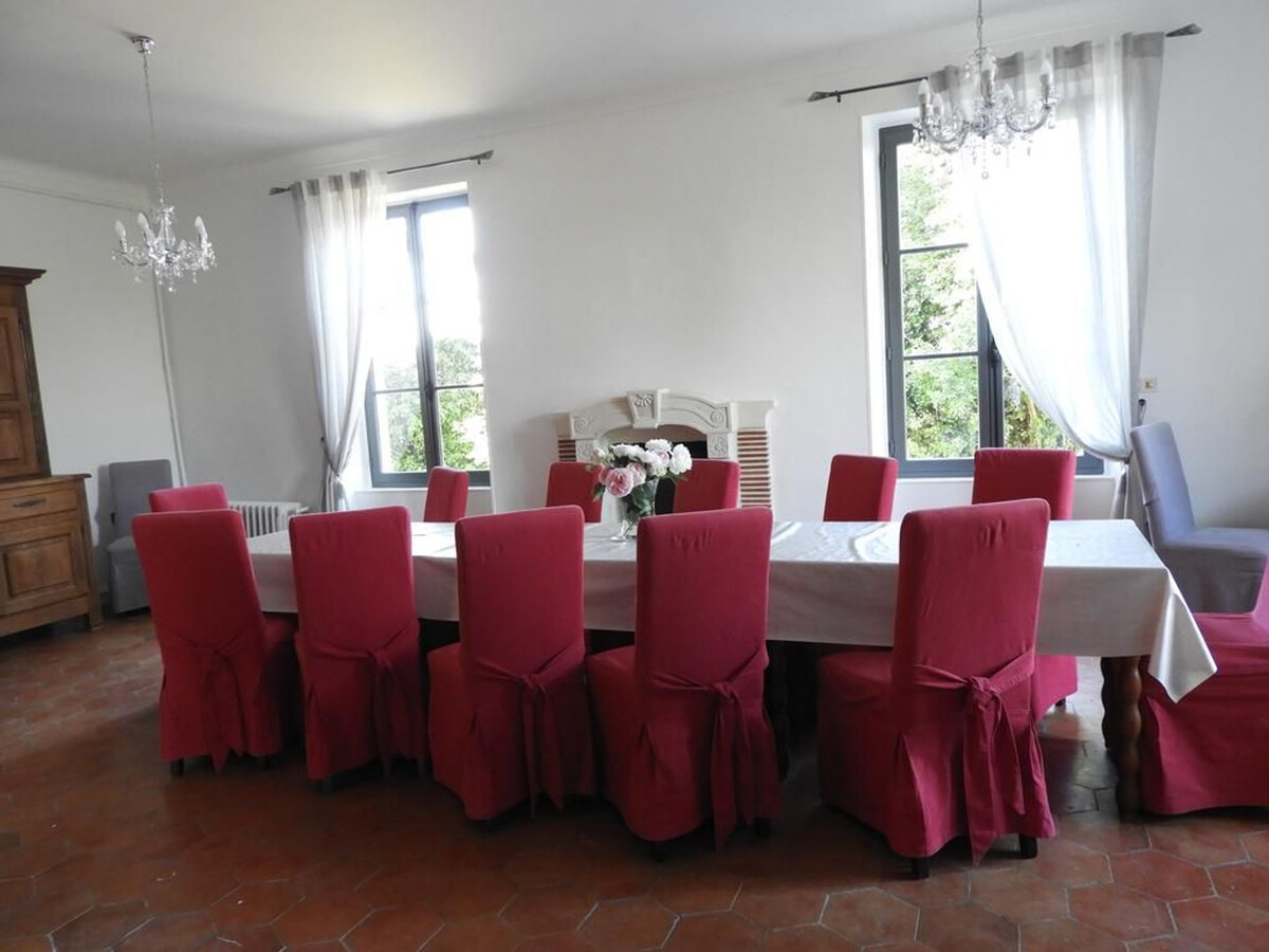 Gîte Bellevue à Écommoy, 4 chambres, 14 personnes - Photo 2