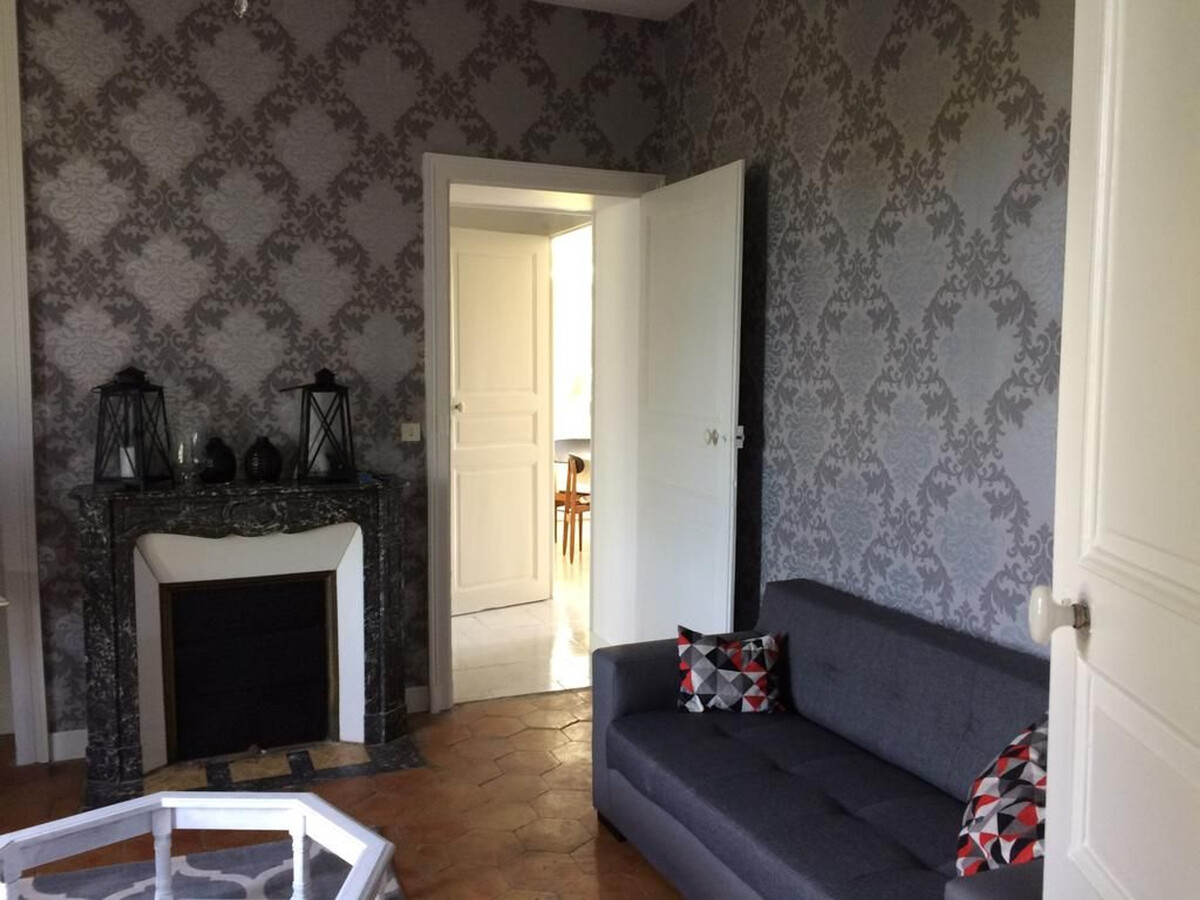 Gîte Bellevue à Écommoy, 4 chambres, 14 personnes - Photo 3