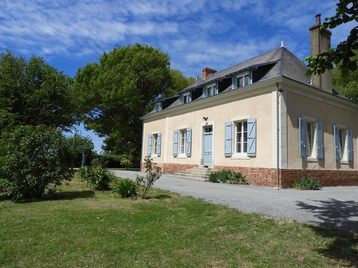 Gîte Bellevue à Écommoy, 4 chambres, 14 personnes - Photo 5