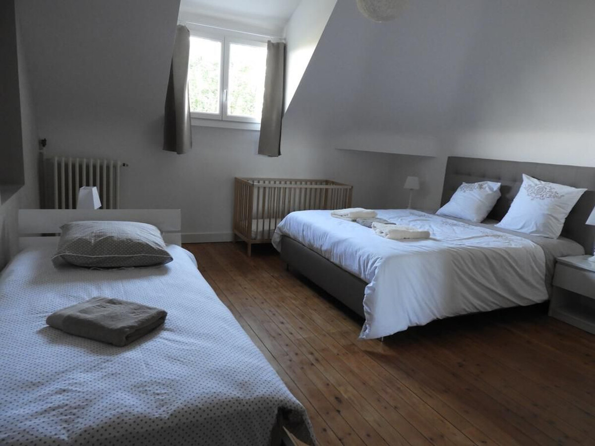 Gîte Bellevue à Écommoy, 4 chambres, 14 personnes - Photo 8