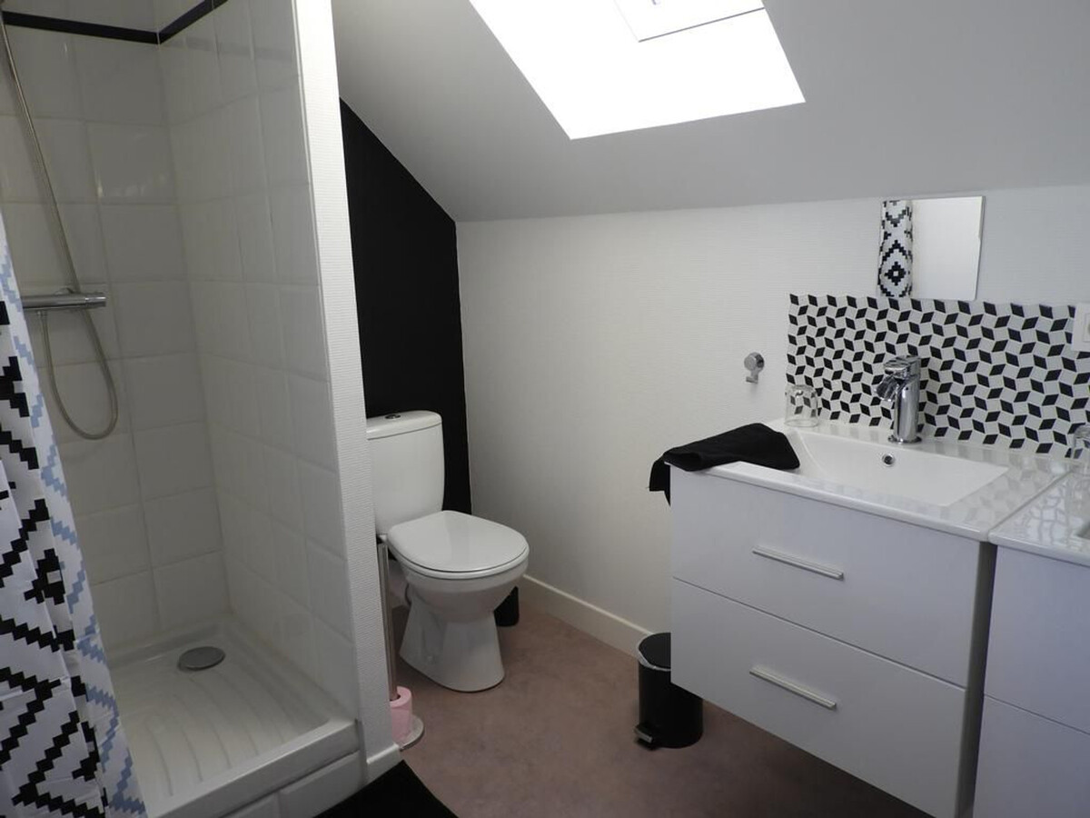 Gîte Bellevue à Écommoy, 4 chambres, 14 personnes - Photo 18