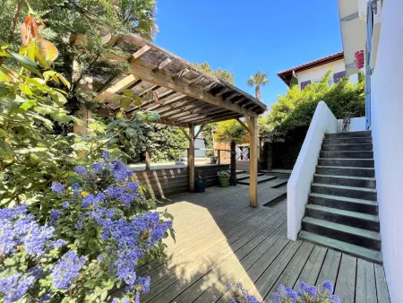 Arcachon Abatilles: Maison spacieuse 150m² près plage, 4 chambres, jardin, parking, WIFI - Photo 2