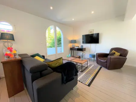 Arcachon Abatilles: Maison spacieuse 150m² près plage, 4 chambres, jardin, parking, WIFI - Photo 4