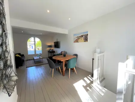 Arcachon Abatilles: Maison spacieuse 150m² près plage, 4 chambres, jardin, parking, WIFI - Photo 10