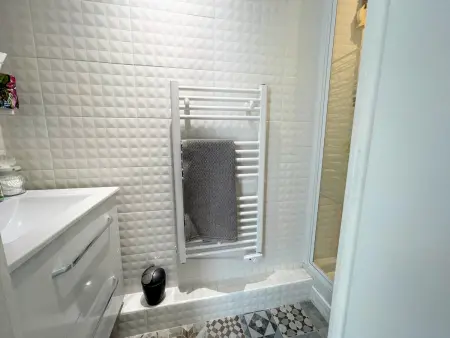 Arcachon Abatilles: Maison spacieuse 150m² près plage, 4 chambres, jardin, parking, WIFI - Photo 16
