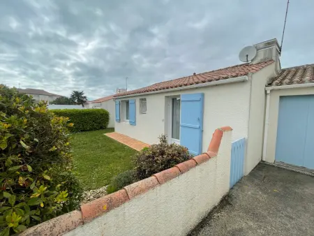 Location maison à Les Sables d'Olonne, Charmant pavillon avec jardin clos, terrasse, et tout confort, à 950m de la plage des Sables-dOlonne