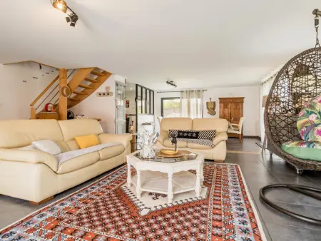 Gîte en grange rénovée, piscine et étang aux Marais Bretons : photo 4
