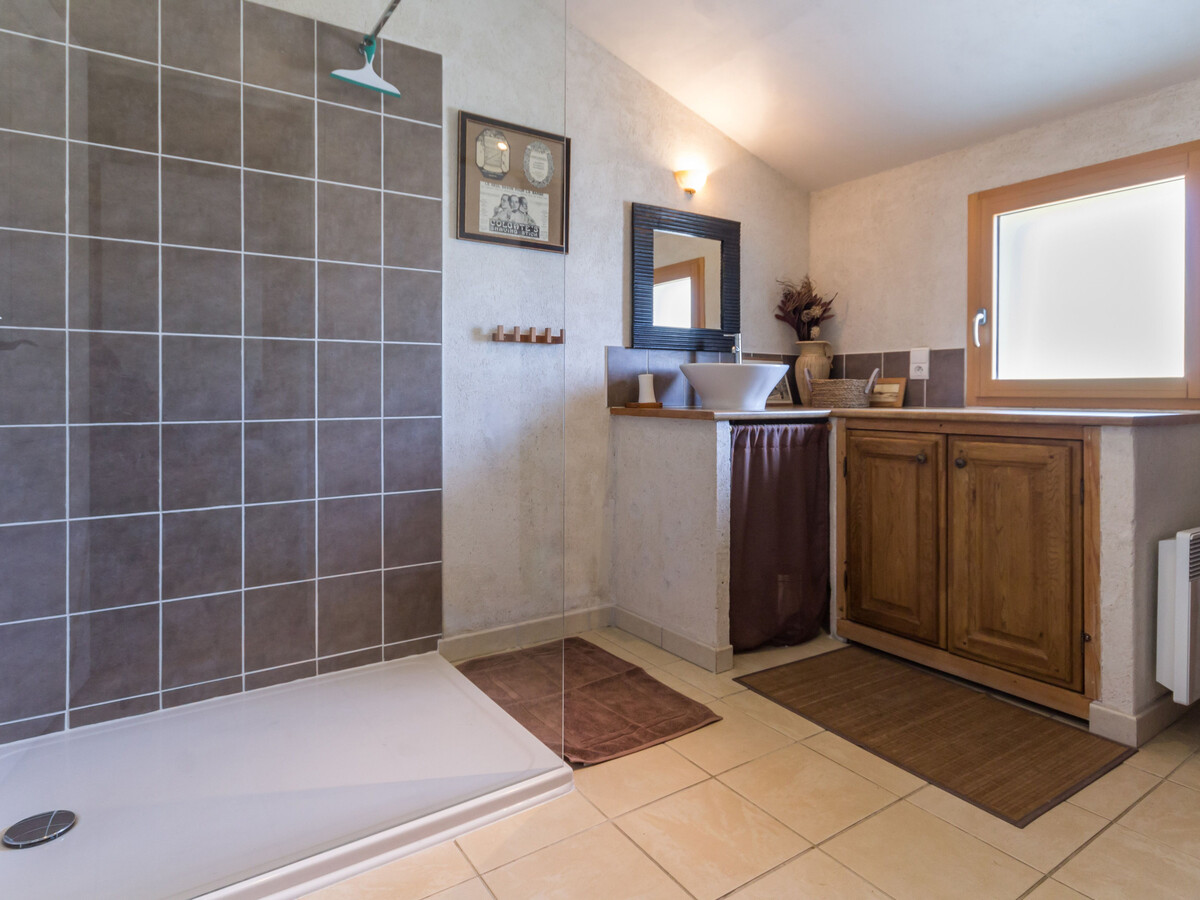 Gîte familial XVIIIe rénové, 5 pers., jardin et jeux à Mesquer - Photo 6