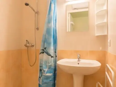 Gîte charmant à 800 m de la mer avec jardin clos, équipements bébé, et parking privé - Photo 8