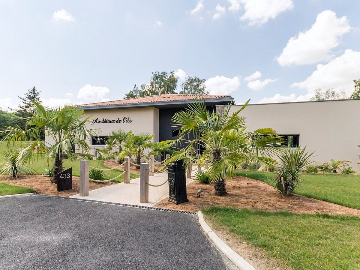 Gîte avec île privative, piscine chauffée et spa à Ligné - Photo 24