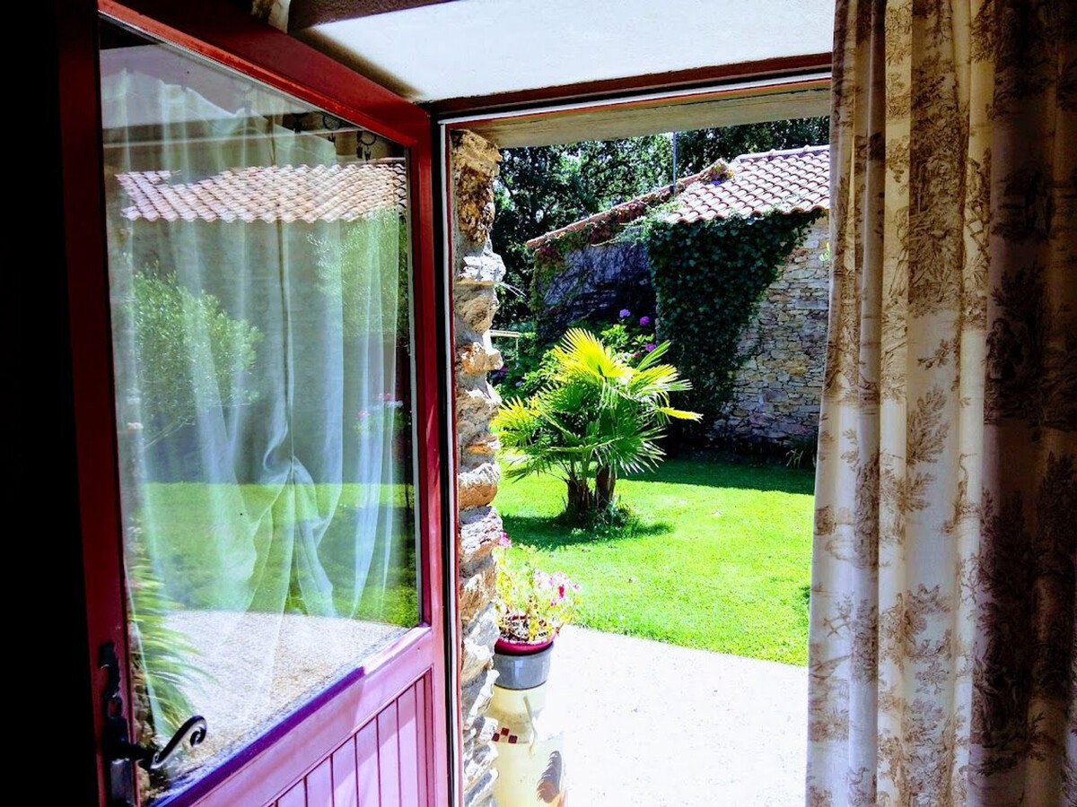 Gîte accessible en pierre de pays, jardin fleuri près Pornic - Photo 33