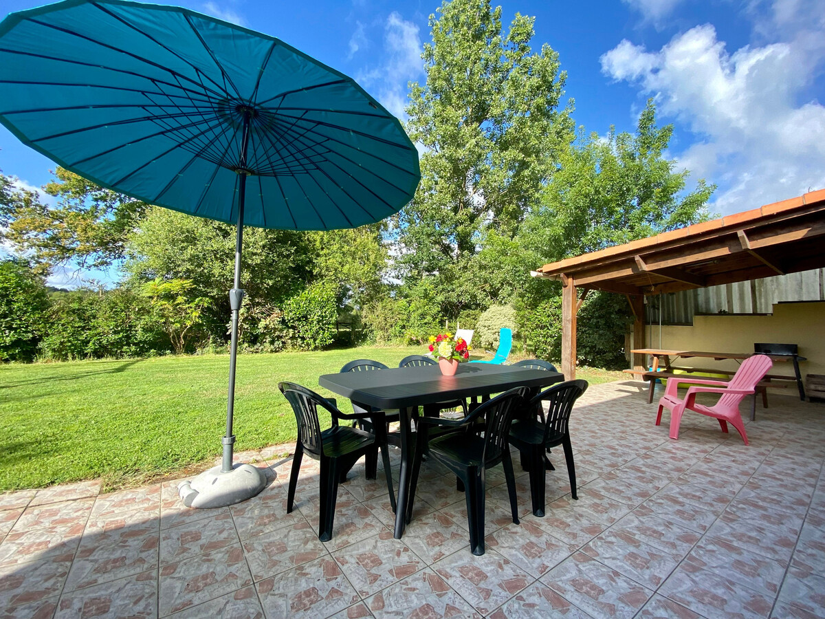 Gîte rural rénové 5 pers., jardin 400m² et terrain de pétanque - Photo 2