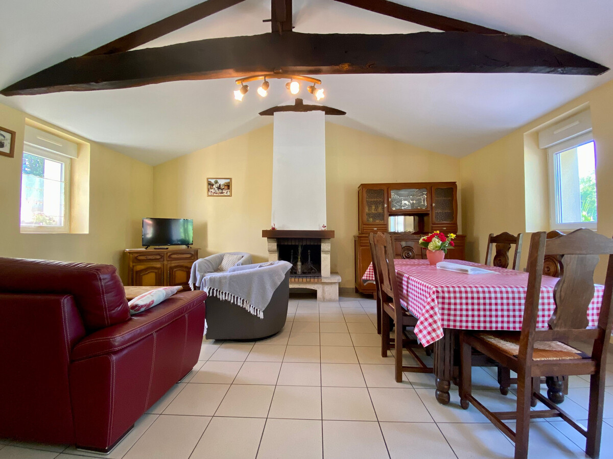 Gîte rural rénové 5 pers., jardin 400m² et terrain de pétanque - Photo 6