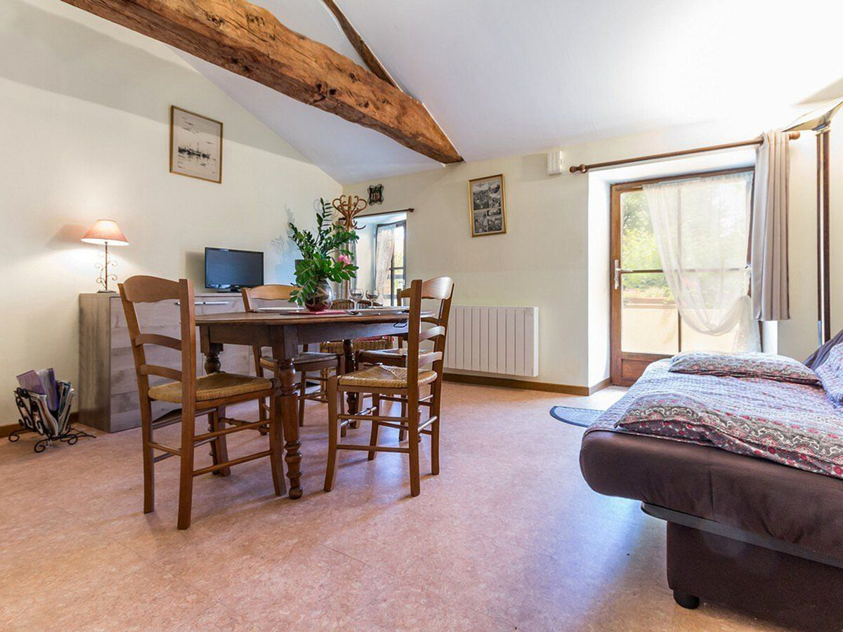 Gîte rénové avec étang privé à Corcoué-sur-Logne - Photo 4