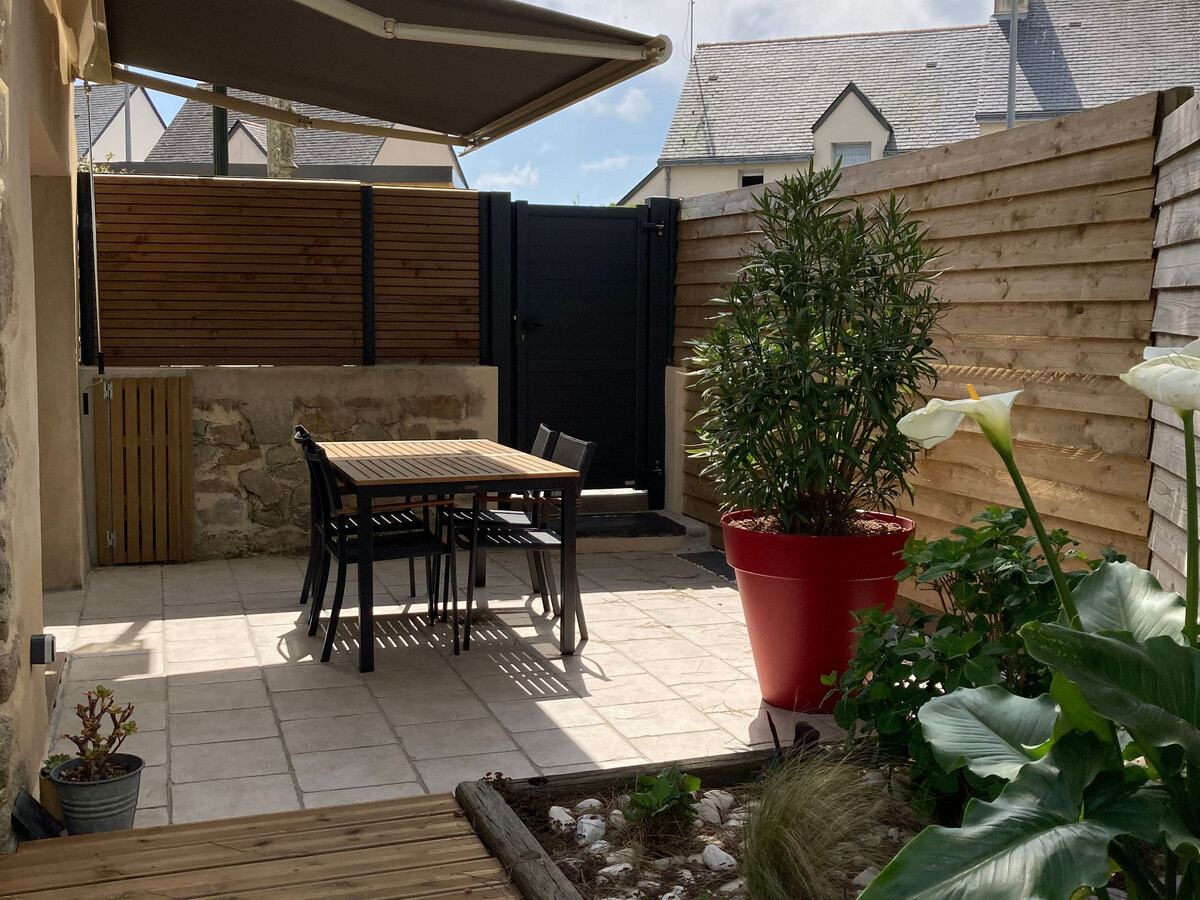 Maison en pierre 1870 rénovée, jardin 100m², 500m plages - Photo 10