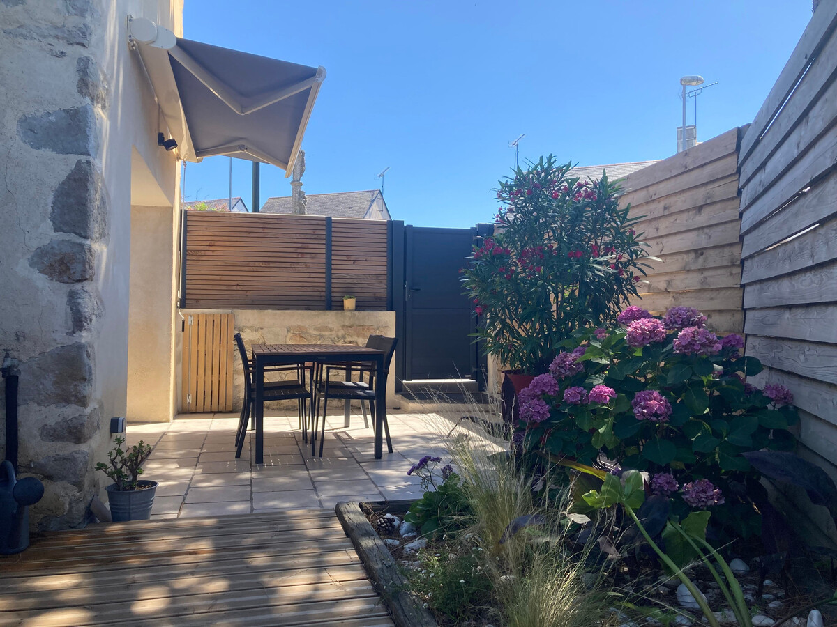Maison en pierre 1870 rénovée, jardin 100m², 500m plages - Photo 11