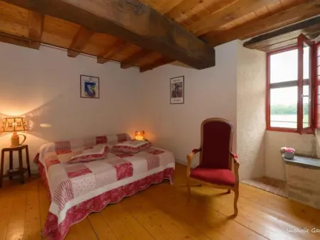 Gîte 8 pers. avec piscine privée et jardin de 1200 m² - Photo 3