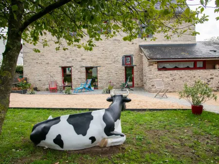 Gîte 8 pers. avec piscine privée et jardin de 1200 m² - Photo 14