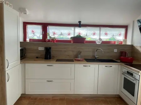 Gîte 8 pers. avec piscine privée et jardin de 1200 m² - Photo 17