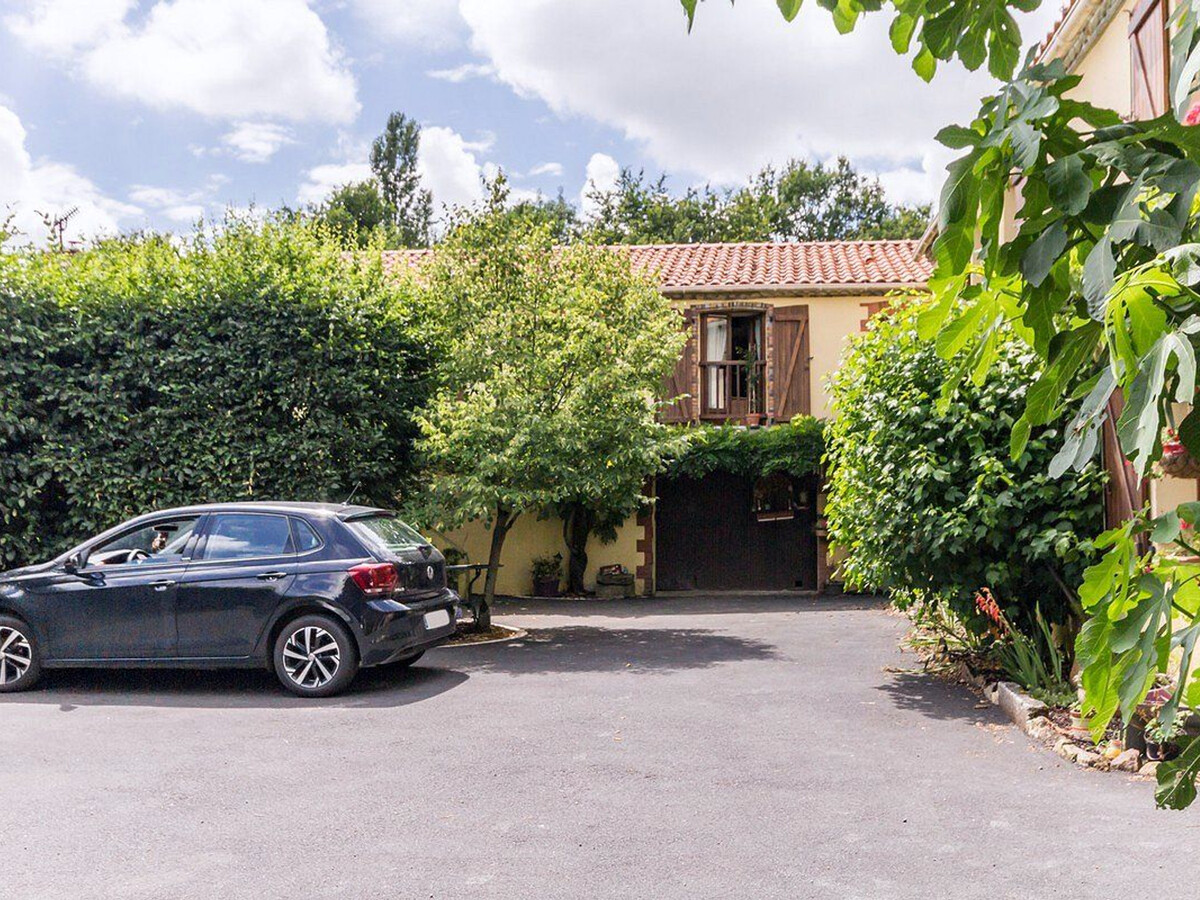 Gîte rénové avec étang à Corcoué-sur-Logne - Photo 10