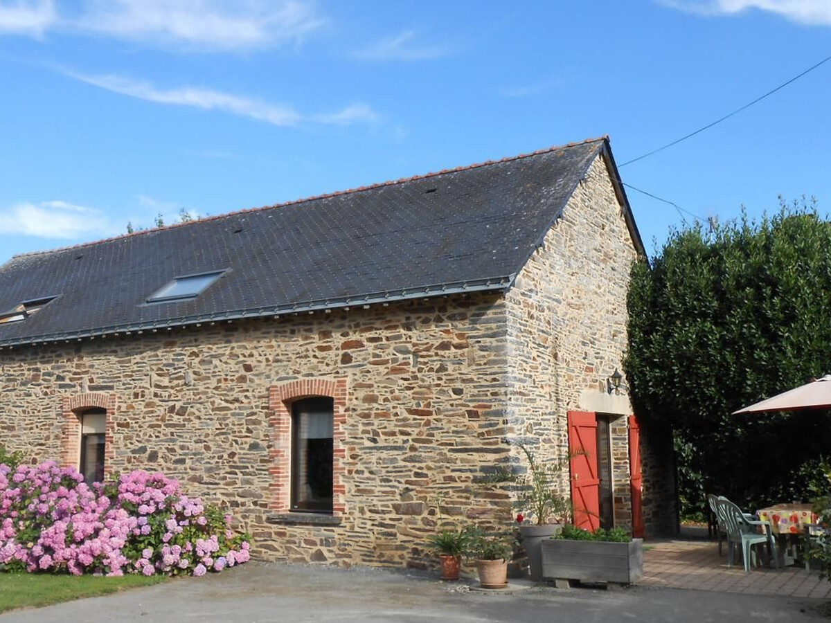 Ancienne ferme rénovée, 7 pers., jardin 550 m² à Guémené-Penfao - Photo 1