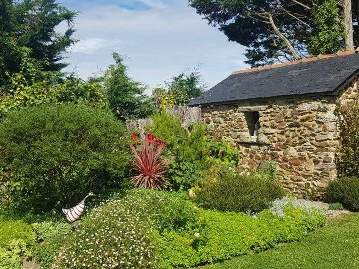 Gîte 4 pers. à Teillé avec piscine chauffée et jeux - Photo 23