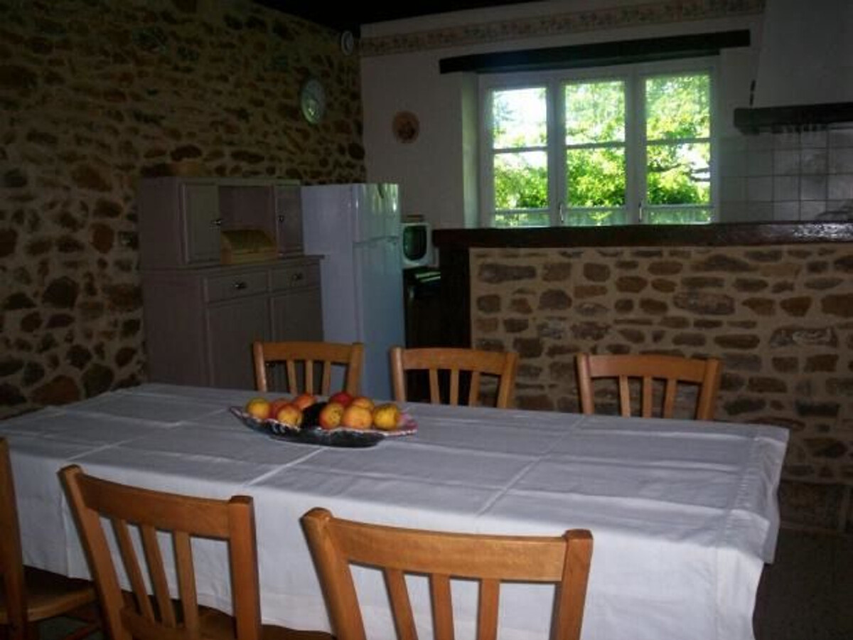 Gîte en ancien corps de ferme, 3 chambres et cheminée à Joué-l'Abbé - Photo 5
