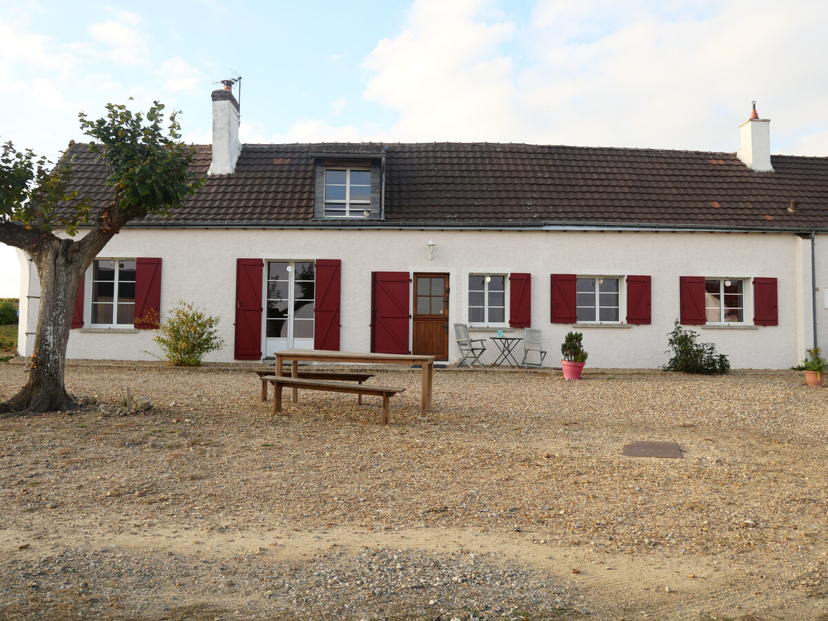 Gîte 8 personnes avec piscine, ping-pong et jardin à Ruillé-sur-Loir - Photo 1