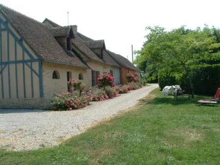 Gîte fermette rénovée 3 ch. avec étang, 5000 m² - Photo 2