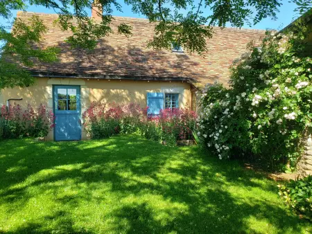 Gîte paysanne XIXe avec terrain de 6000 m² à Asnières - Photo 6